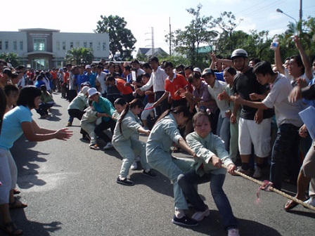 Hành trình dài cập bến hạnh phúc của nữ công nhân